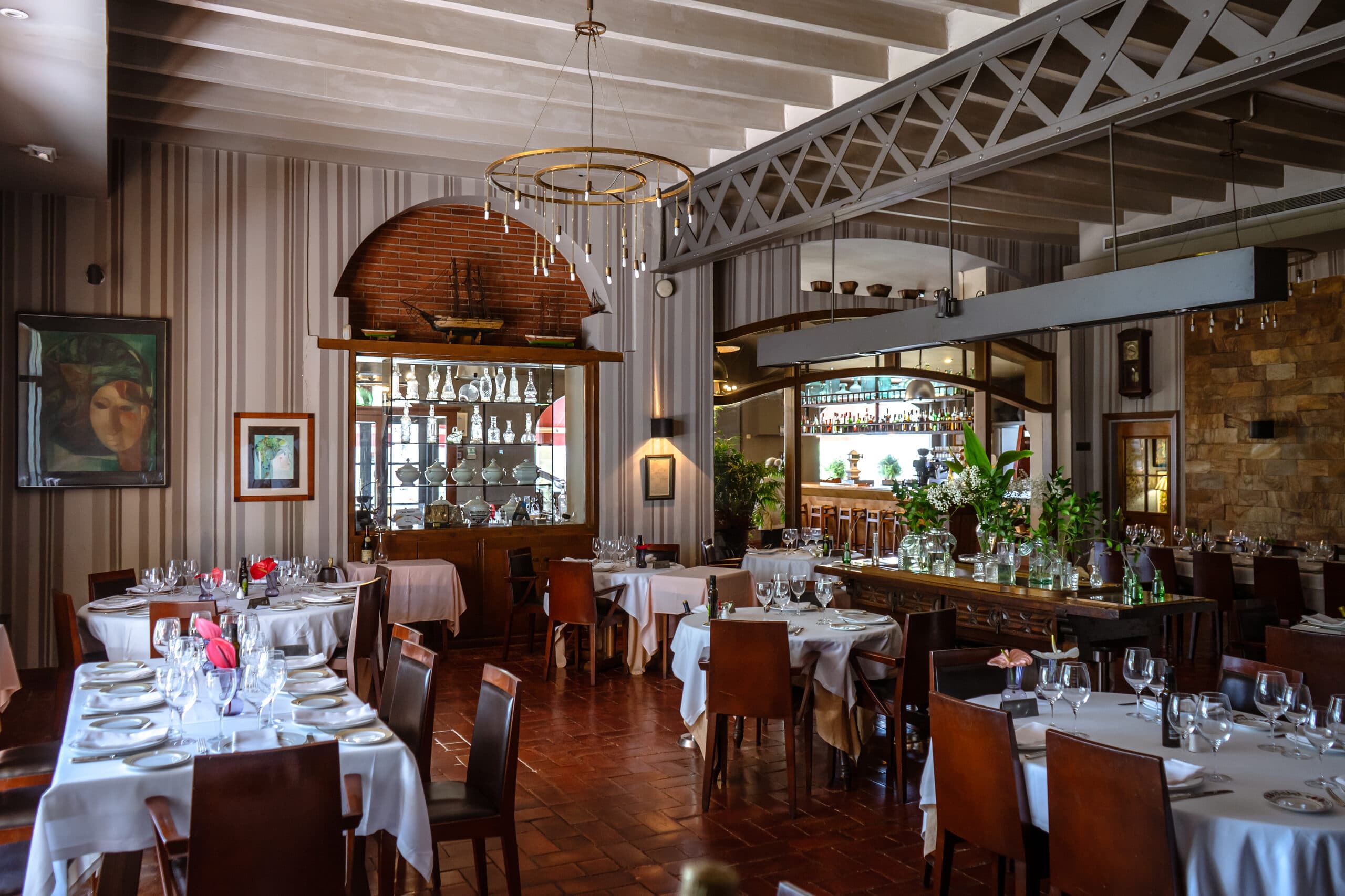Sala del comedor del Restaurante Hispania